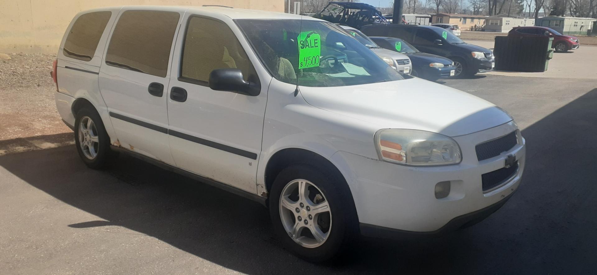 2007 Chevrolet Uplander (1GNDV23127D) , located at 2015 Cambell Street, Rapid City, SD, 57701, (605) 342-8326, 44.066433, -103.191772 - CARFAX AVAILABLE - Photo#4